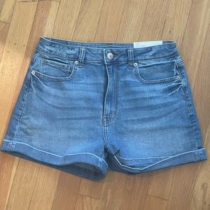 NWT American Eagle Mom Shorts sz 6